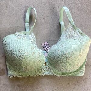 Victoria’s Secret mint green & gold lace demi uplift bra